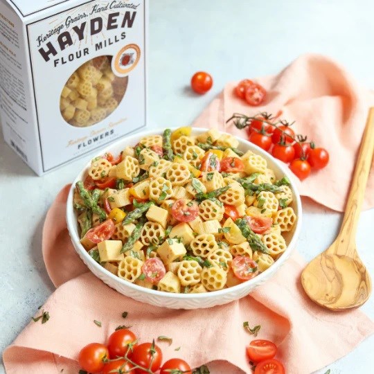 Spicy chipotle-Gouda pasta salad