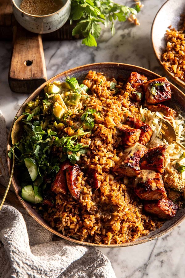Spicy chipotle honey salmon rice salad