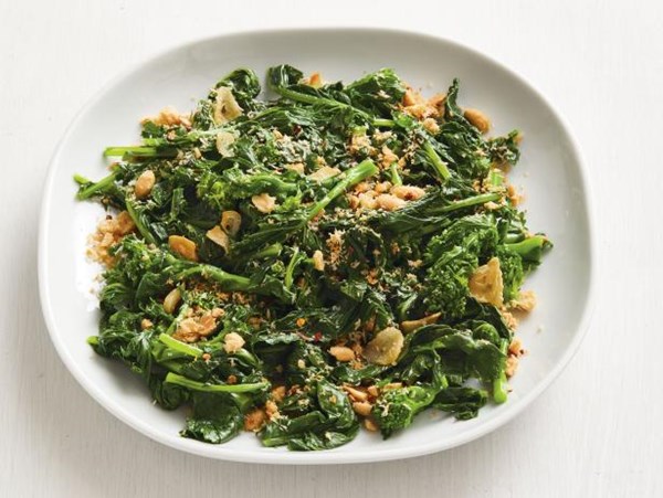 Spicy coconut broccoli rabe