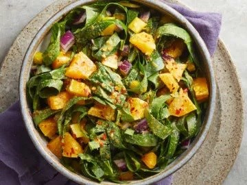 Spicy collard slaw