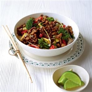 Spicy coriander pork stir-fry