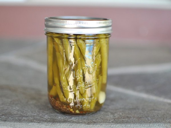 Spicy dilly beans
