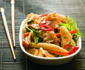 Spicy drunken noodles (Pad kee Mao)