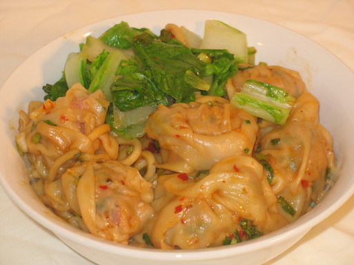 Spicy dumpling noodles