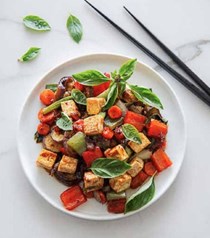 Spicy eggplant (Pad makhuea)