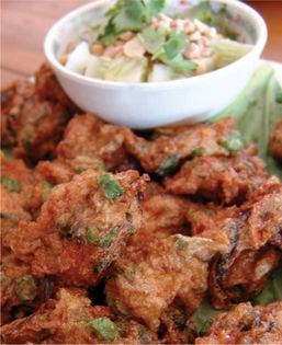 Spicy fish cakes (Tod man plah grai)