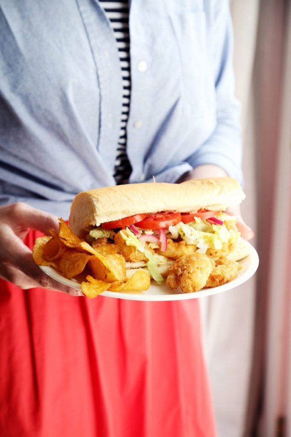 Spicy fried shrimp po’boys