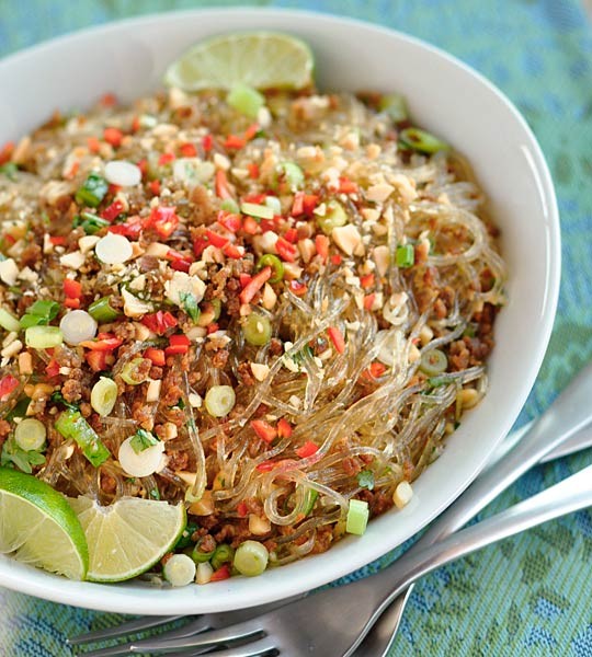 Spicy glass noodles with crispy pork (Yum woon sen)