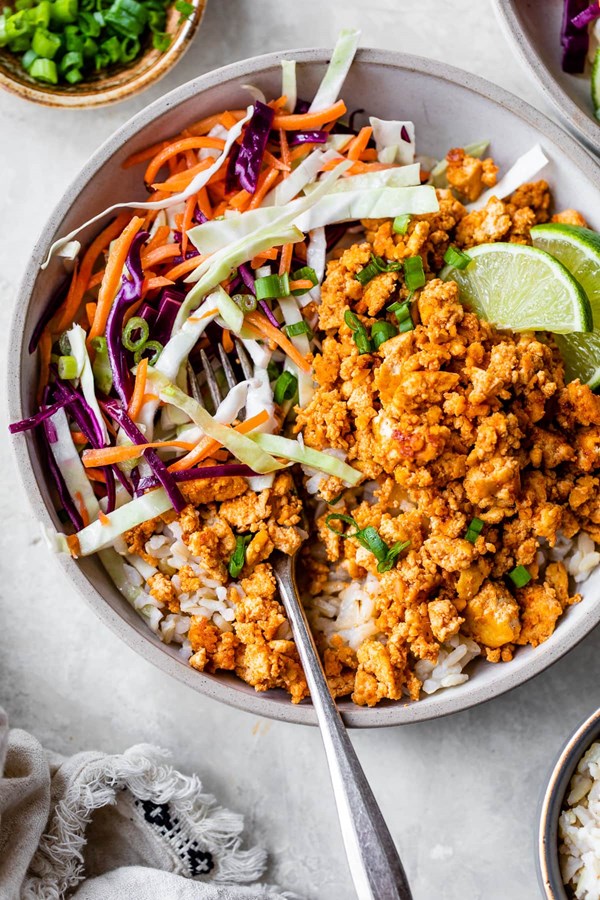 Spicy gochujang tofu bowl