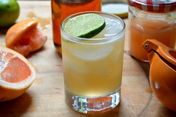 Spicy grapefruit & chipotle cocktail