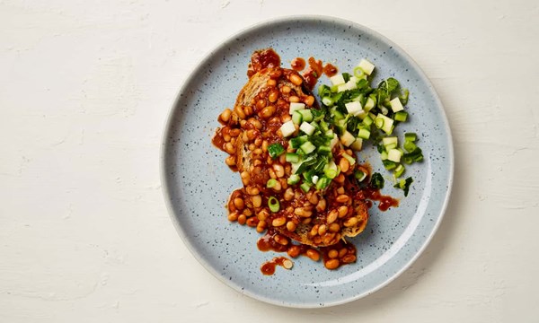 Spicy haricots on toast with apple and cucumber salsa
