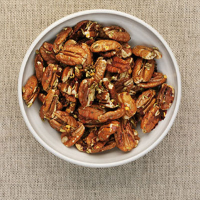 Spicy, honeyed pecans