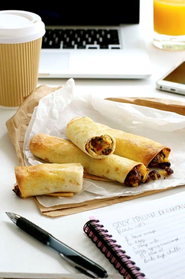 Spicy Italian breakfast roll ups (Mini taquitos / breakfast on the go)