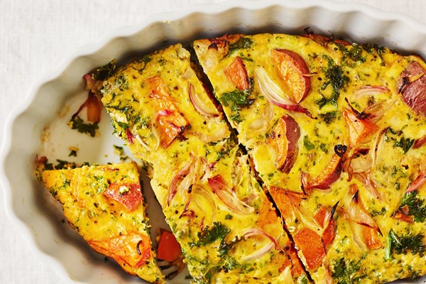 Spicy kale and sweet potato egg bake