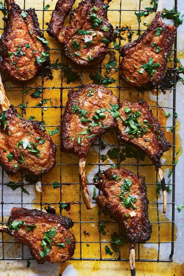 Spicy lamb chops marinated in garlic, chilli & garam masala