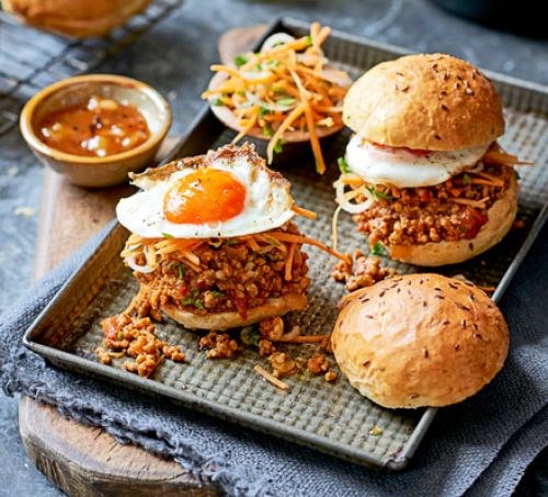 Spicy lamb keema pau 