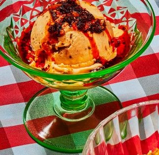 Spicy lemony ice cream