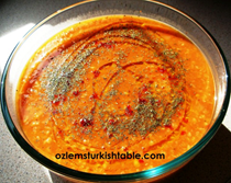 Spicy lentil and bulgur soup (Ezo gelin çorbasi)