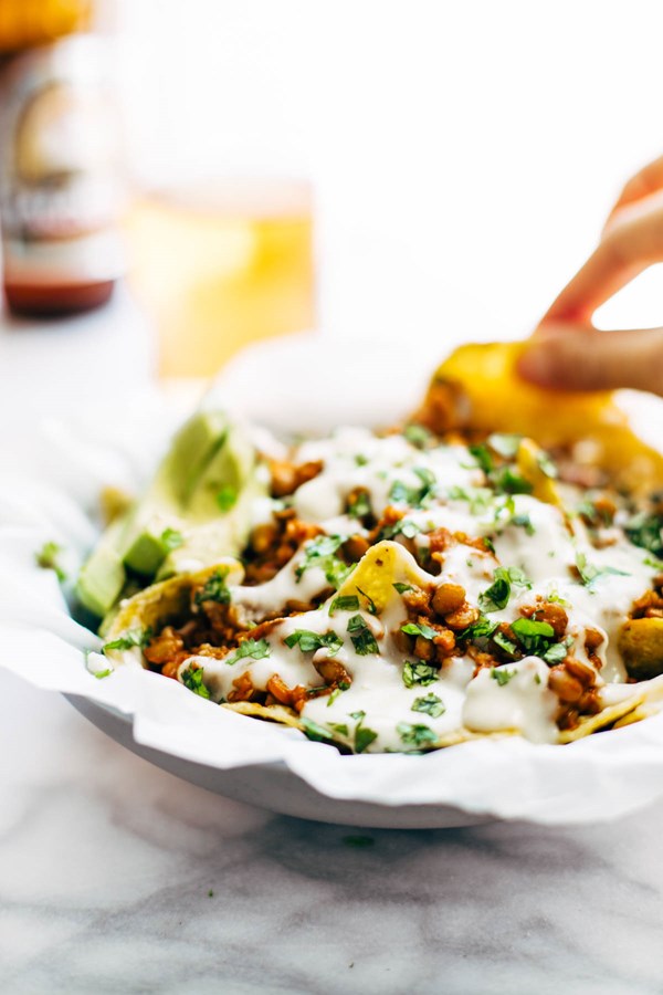 Spicy lentil nachos with three cheese sauce