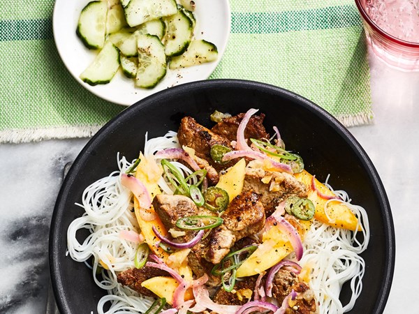 Spicy mango pork with noodles