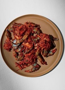Spicy marinated crabs (Yangnyum gaejang)
