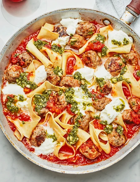 Spicy meatball pan lasagne