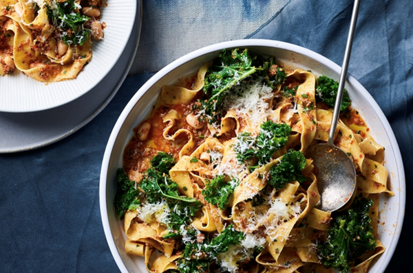 Spicy 'nduja with greens, beans and pappardelle