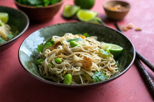 Spicy pan-fried noodles