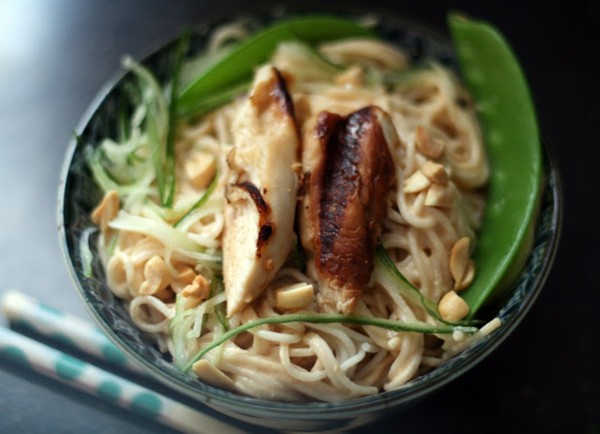 Spicy peanut noodle salad