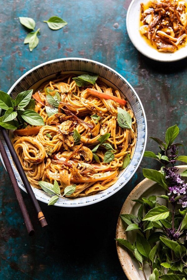 Spicy peanut noodles with chili garlic oil