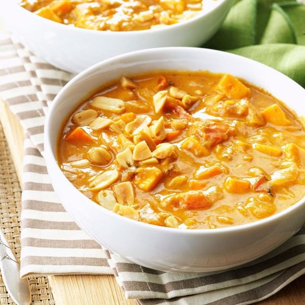 Spicy peanut soup