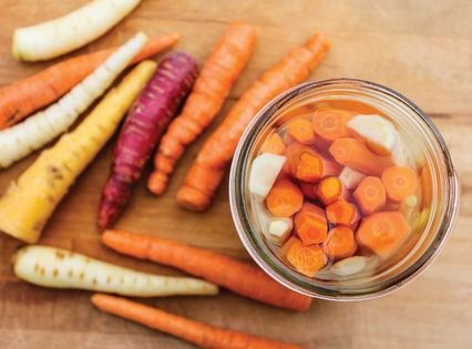Spicy pickled carrots