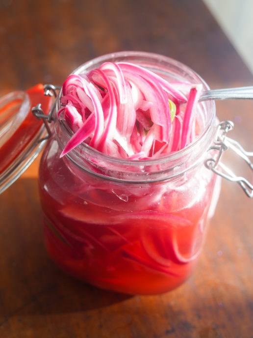 Spicy pickled red onions