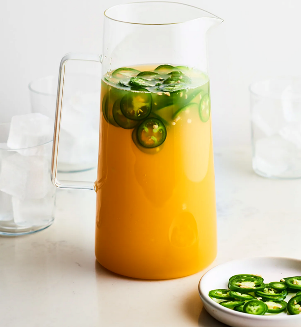 Spicy pineapple vodka punch