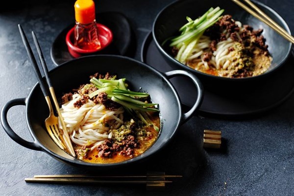 Spicy pork noodle
