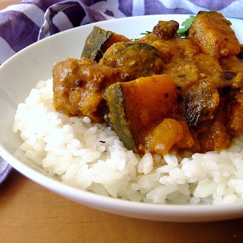 Spicy pork with cinnamon, winter squash, and raisins