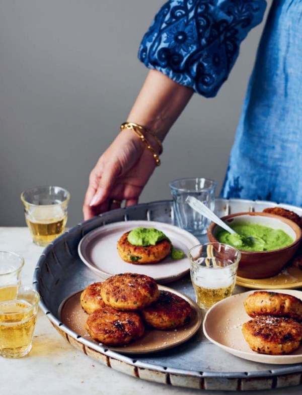 Spicy potato & fig cakes with chilli, mint and coriander (Aloo aur anjeer ki tikki)