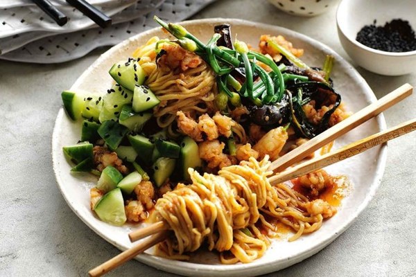 Spicy prawn noodles with cooling cucumber