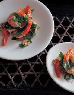 Spicy prawn salad