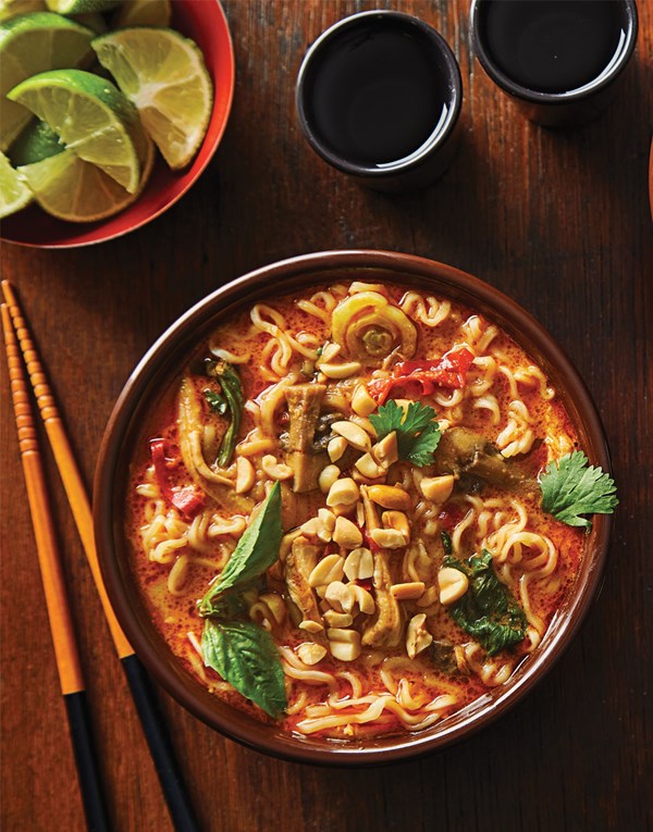 Spicy ramen bowls with red curry and mushrooms