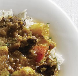 Spicy red lentil dal with lamb and vegetables
