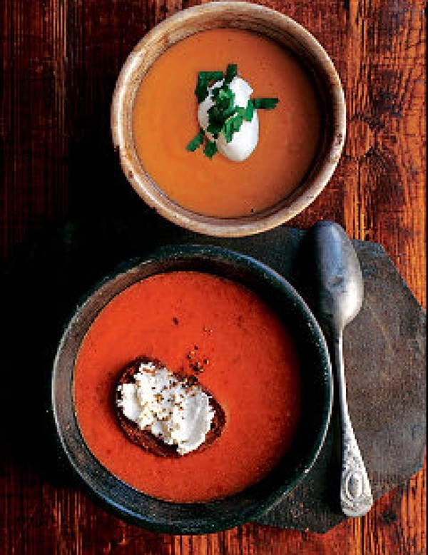 Spicy red vegetable soup