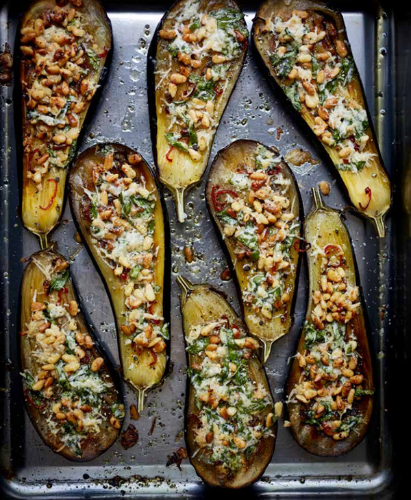 Spicy roasted aubergines (Melanzane piccanti al forno)