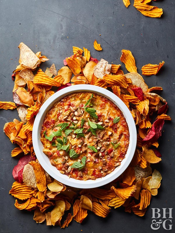 Spicy roasted red pepper artichoke dip