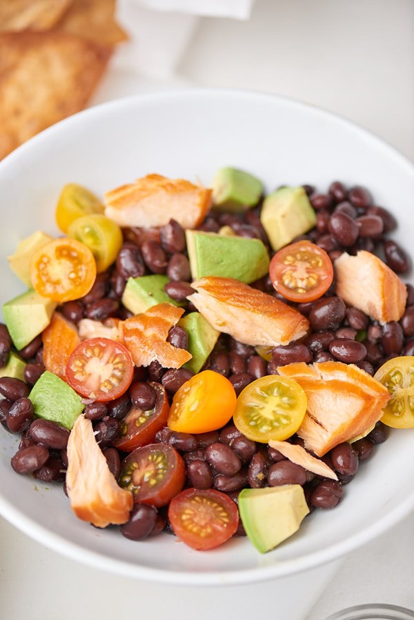 Spicy salmon black bean salad