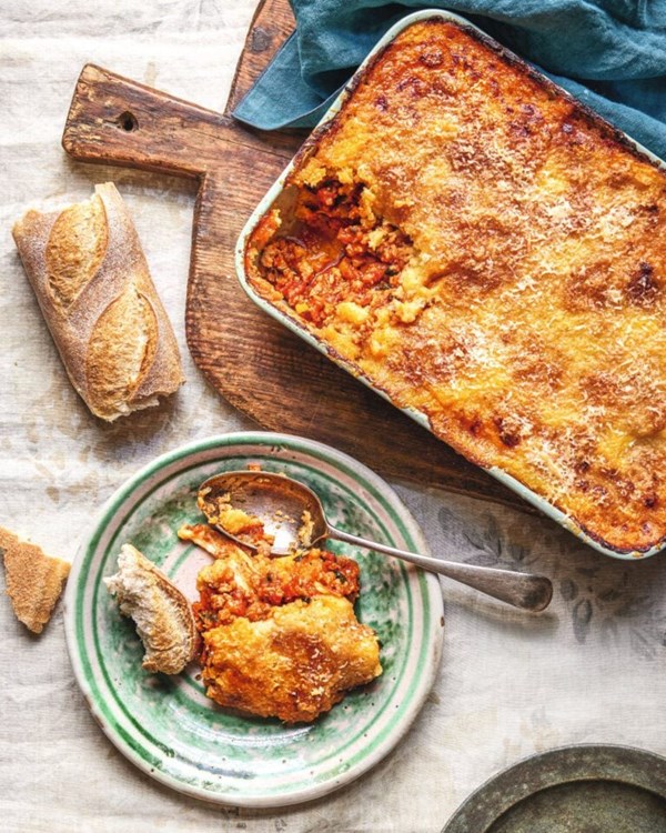 Spicy sausage and polenta lasagne (Lasagne di salsiccia piccante e polenta)