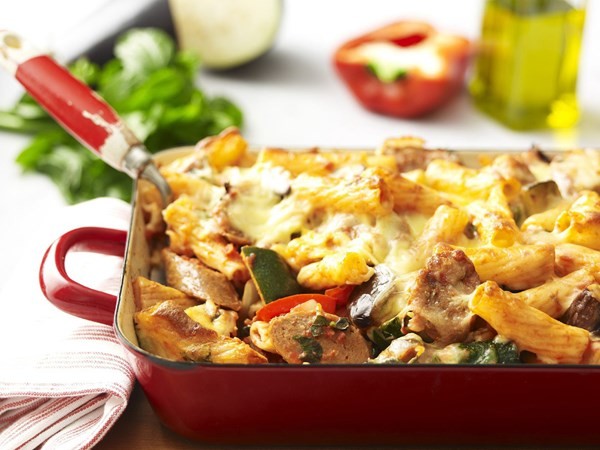Spicy sausage pasta bake