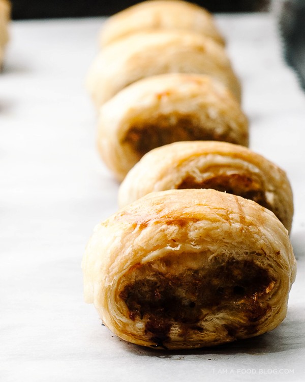Spicy sausage rolls