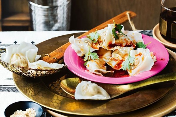 Spicy scallop wontons