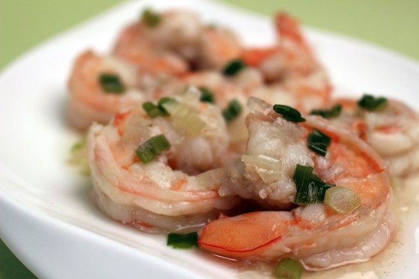 Spicy shrimp with cocktail sauce